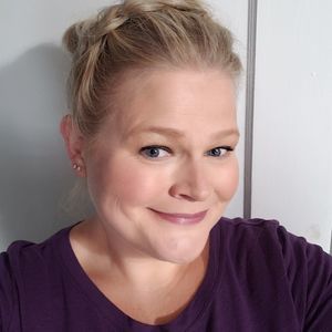 Meet your Posher, Kelli